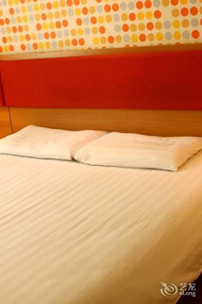 Home Inn Hongjialou Bagian luar foto